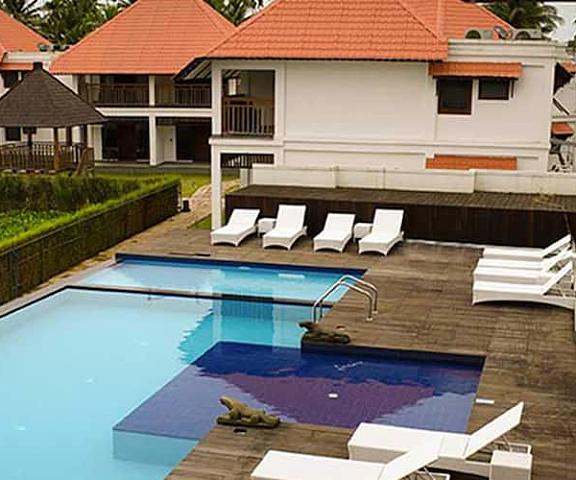 Paloma backwater Resort Kerala Alleppey Swimming Pool