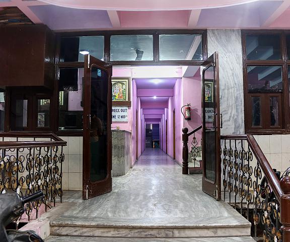 Hotel Govind Lok Uttar Pradesh Mathura Hotel Exterior