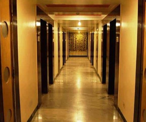 Hotel Sky Park Tamil Nadu Dindigul Corridors