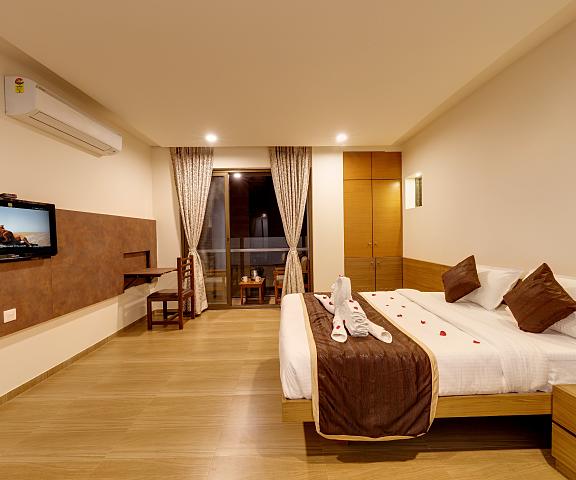 Hotel Shree sai Maharashtra Kolhapur Deluxe Room A/c