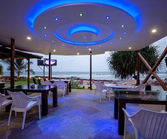 Boomerang Ashvem Beach Resort Goa Goa Food & Dining