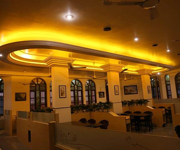 Dhanashree Hospitality(Bar,Restaurant & Lodging) Maharashtra Pandharpur Food & Dining