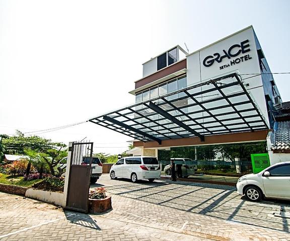 Grace Setia Hotel East Java Surabaya Exterior Detail