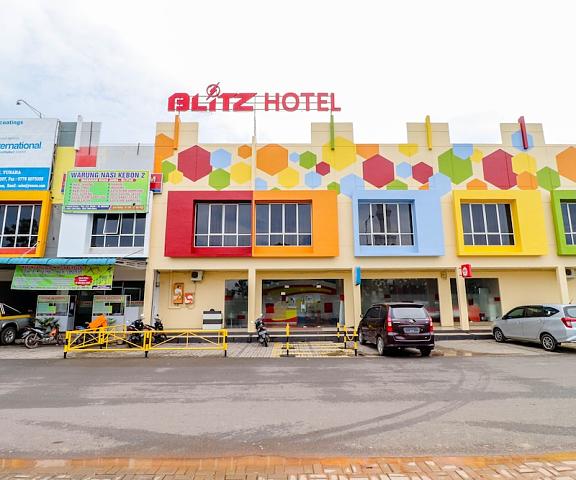 Blitz Hotel Riau Islands Batam Facade