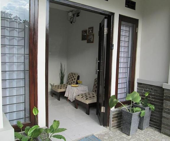 Elenor's Home West Java Bandung Exterior Detail