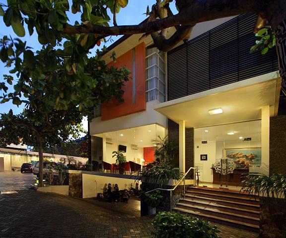 Emersia Malioboro Hotel null Yogyakarta Facade