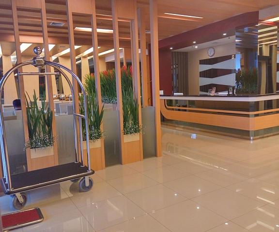 The L Hotel Entertainment Riau Islands Batam Lobby