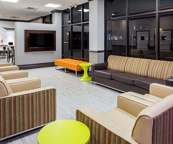 Days Inn & Suites by Wyndham Orlando Airport Florida Orlando Lobby