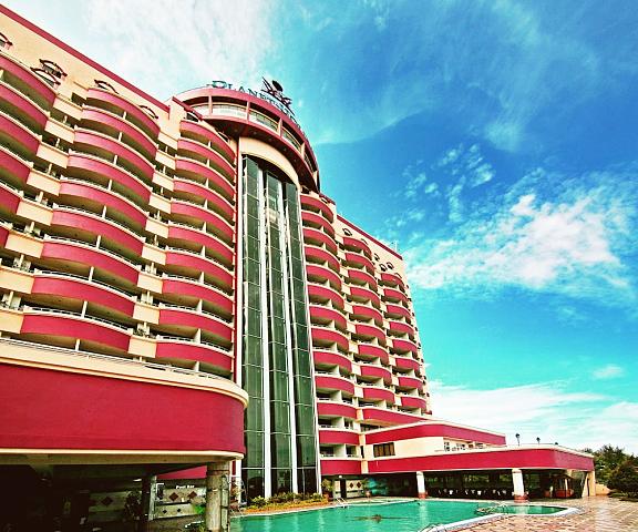 Planet Holiday Hotel & Residence Riau Islands Batam Facade