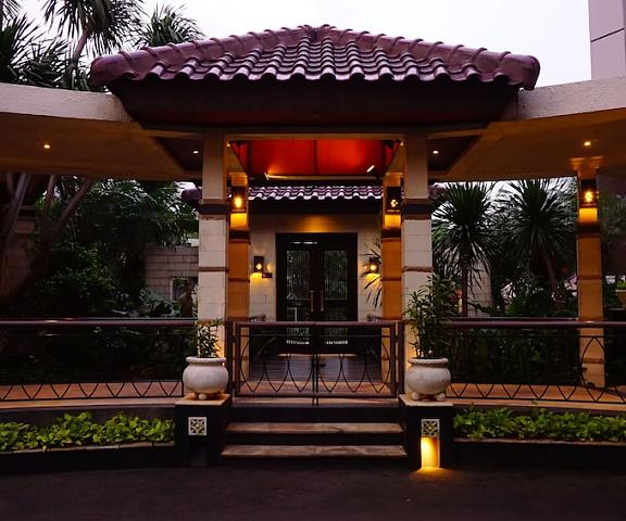 Hotel Kristal West Java Jakarta Interior Entrance