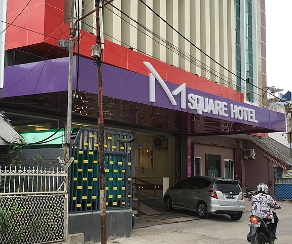 Msquare Hotel null Palembang Facade