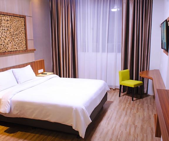 Ayola First Point Hotel Pekanbaru Riau Pekanbaru Room