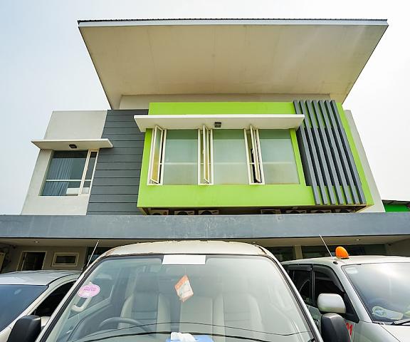 Ardhya Guest House East Java Surabaya Facade