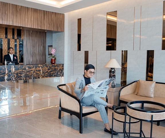 Grand Zuri Hotel Duri Riau Mandau Lobby