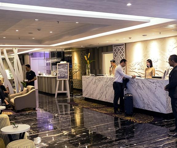 Platinum Adisucipto Hotel & Conference West Java Depok Lobby