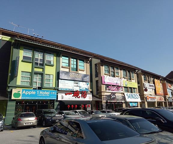 Apple 1 Hotel Queensbay Penang Penang Facade