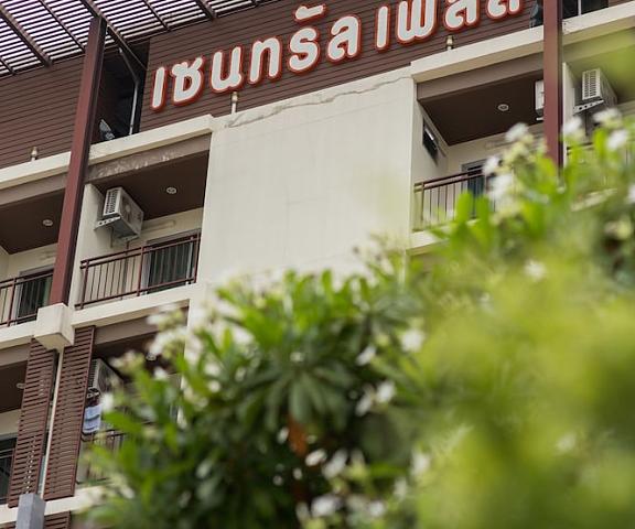 Central place serviced apartment 1 Chonburi Chonburi Exterior Detail