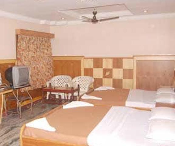 Hotel Seagate Tamil Nadu Velankanni Double Bed A/C