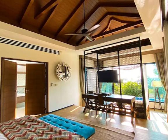 Silla Villa Phuket Karon Room