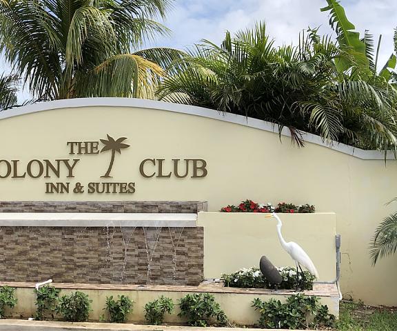 The Colony Club Inn & Suites null Nassau Entrance