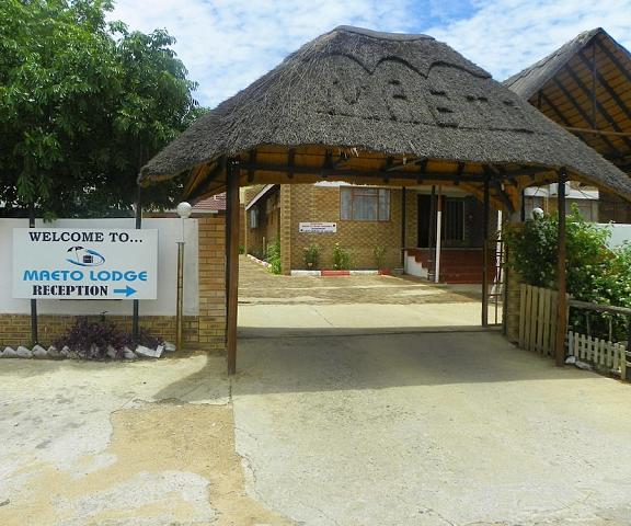 Maeto Lodge null Mahalapye Entrance