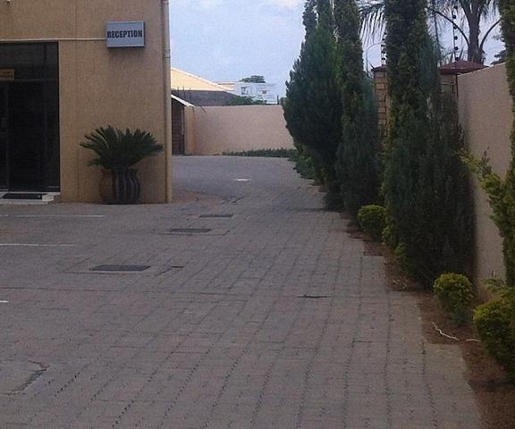 Exec Closets Hotel null Gaborone Courtyard