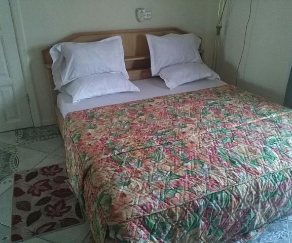 Royal Triangle Guest House null Nsawam Room