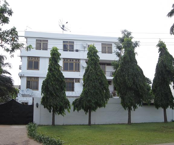 Kwesi Affum Apartments null Accra Facade