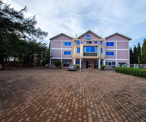 Pemicsa Hotel null Accra Facade