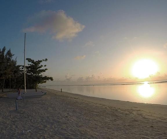Planktons Beach Kaafu Atoll Hulhumale Beach