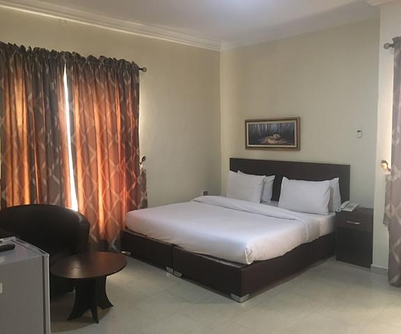 Mayors & Diplomat Suites Opebi null Lagos Room