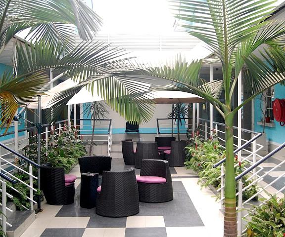 Primal Hotel Ikeja GRA null Lagos Courtyard