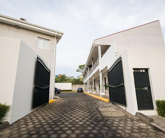Verona Aparthotel Managua (department) Managua Entrance