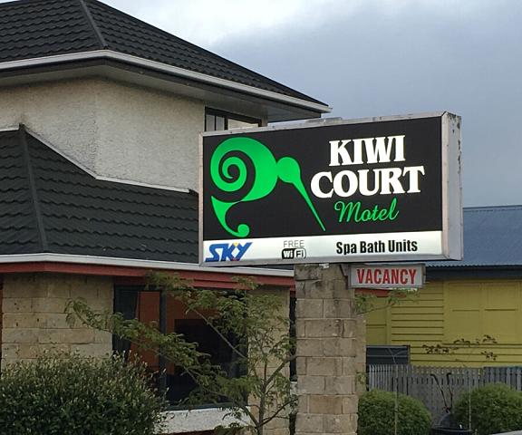 Kiwi Court Motel null Hawera Facade