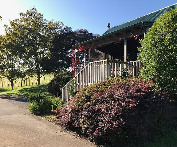 Vineyard Cottages Auckland Region Helensville Exterior Detail