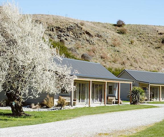 Kinross Cottages Otago Gibbston Facade