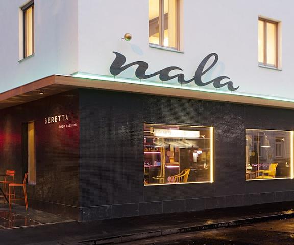 NALA individuellhotel Tirol Innsbruck Entrance