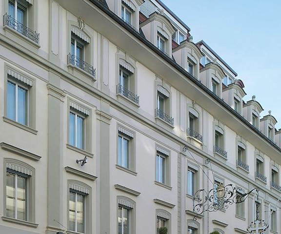 Hotel Weisses Kreuz Vorarlberg Bregenz Facade