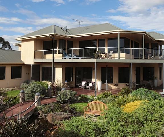 Hilltop Apartments Phillip Island - Adults Only Victoria Cowes Facade