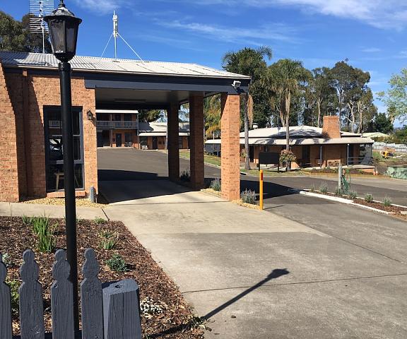 Bega Downs Motor Inn New South Wales Bega Entrance