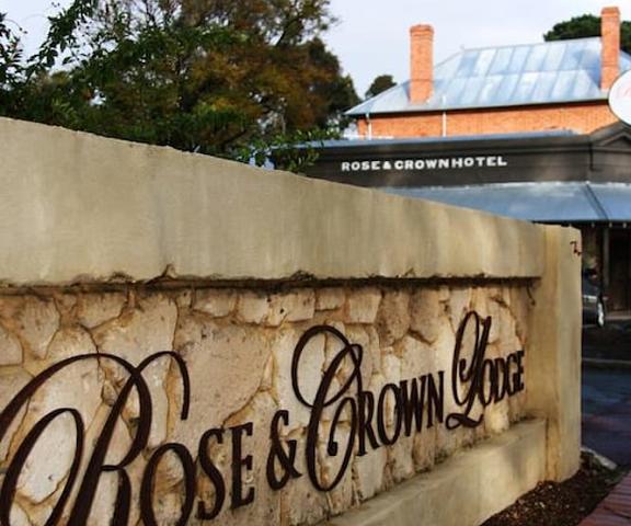Rose & Crown Hotel Western Australia Guildford Entrance