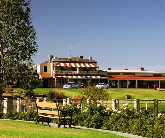 Victoria Hotel - Strathalbyn South Australia Strathalbyn Property Grounds
