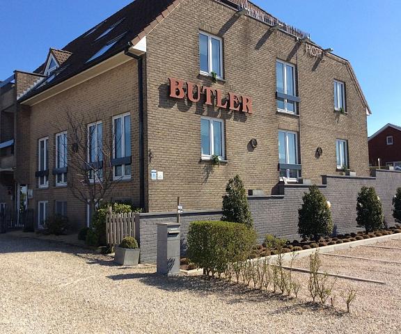 Hotel Butler Flemish Region Zuienkerke Facade
