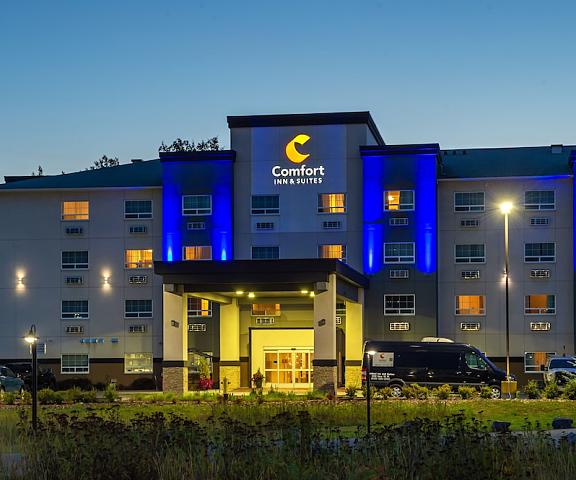 Comfort Inn & Suites British Columbia Terrace Facade