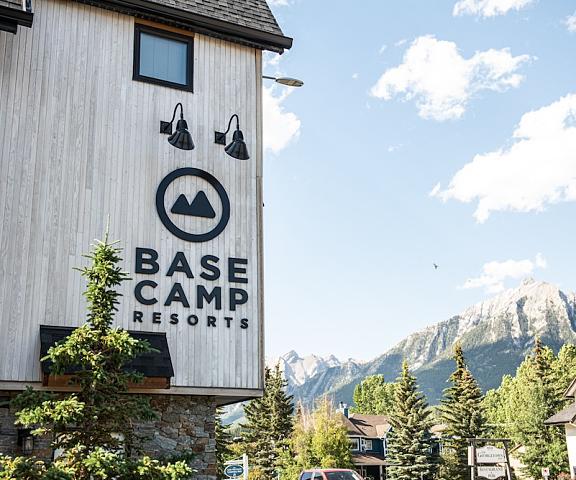 Basecamp Resorts Canmore Alberta Canmore Exterior Detail