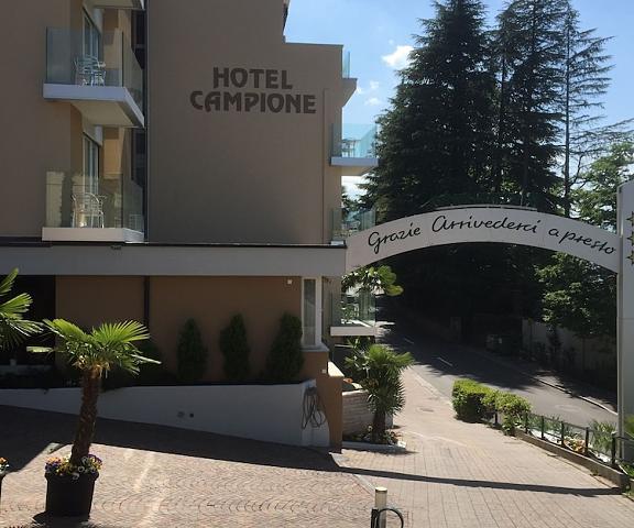 Hotel Campione Canton of Ticino Bissone Facade