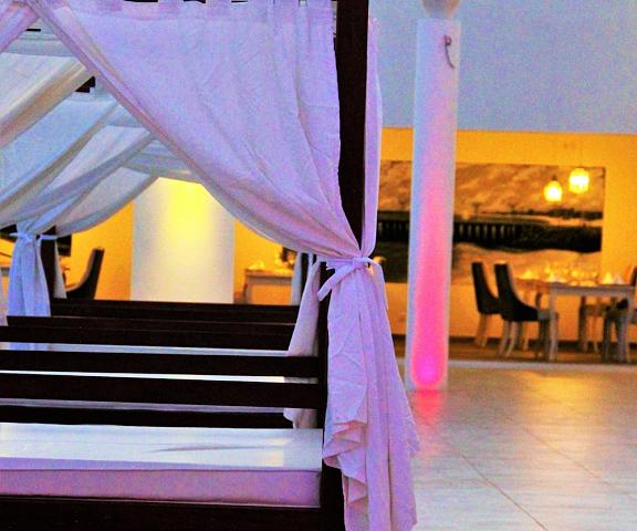 Hotel LIVVO Budha Beach null Sal Interior Entrance
