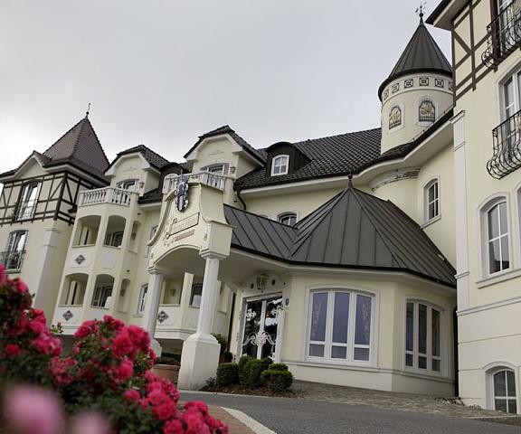 Schloss Hotel Holzrichter North Rhine-Westphalia Nachrodt-Wiblingwerde Facade