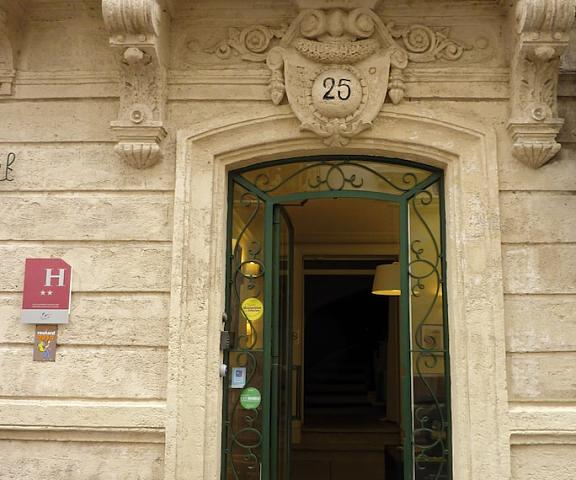 Hôtel MISTRAL Comédie Saint Roch Occitanie Montpellier Entrance
