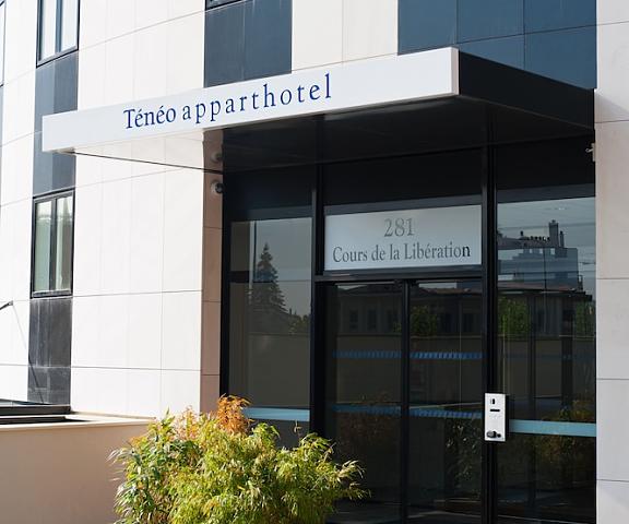 Ténéo Apparthotel Talence - Arthéna Nouvelle-Aquitaine Talence Entrance